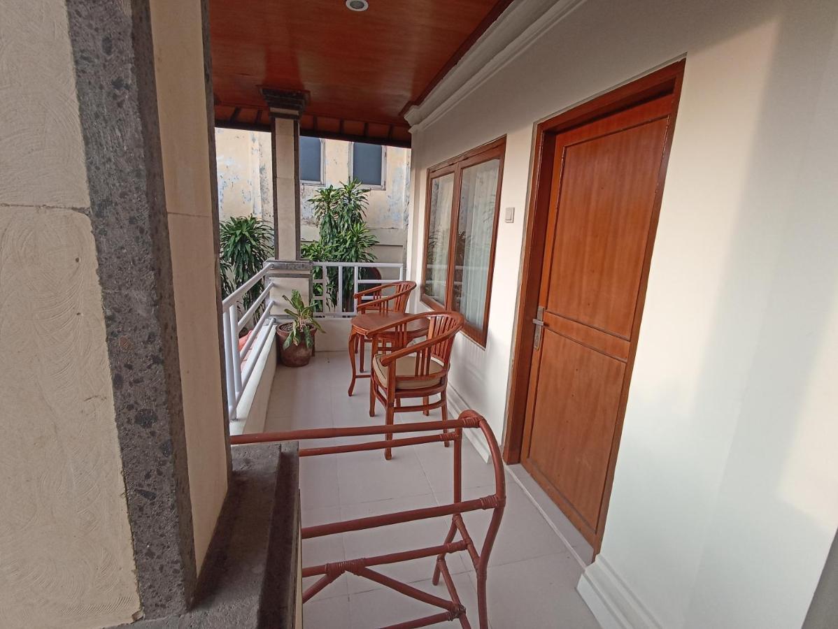 Kusnadi Hotel Legian Extérieur photo