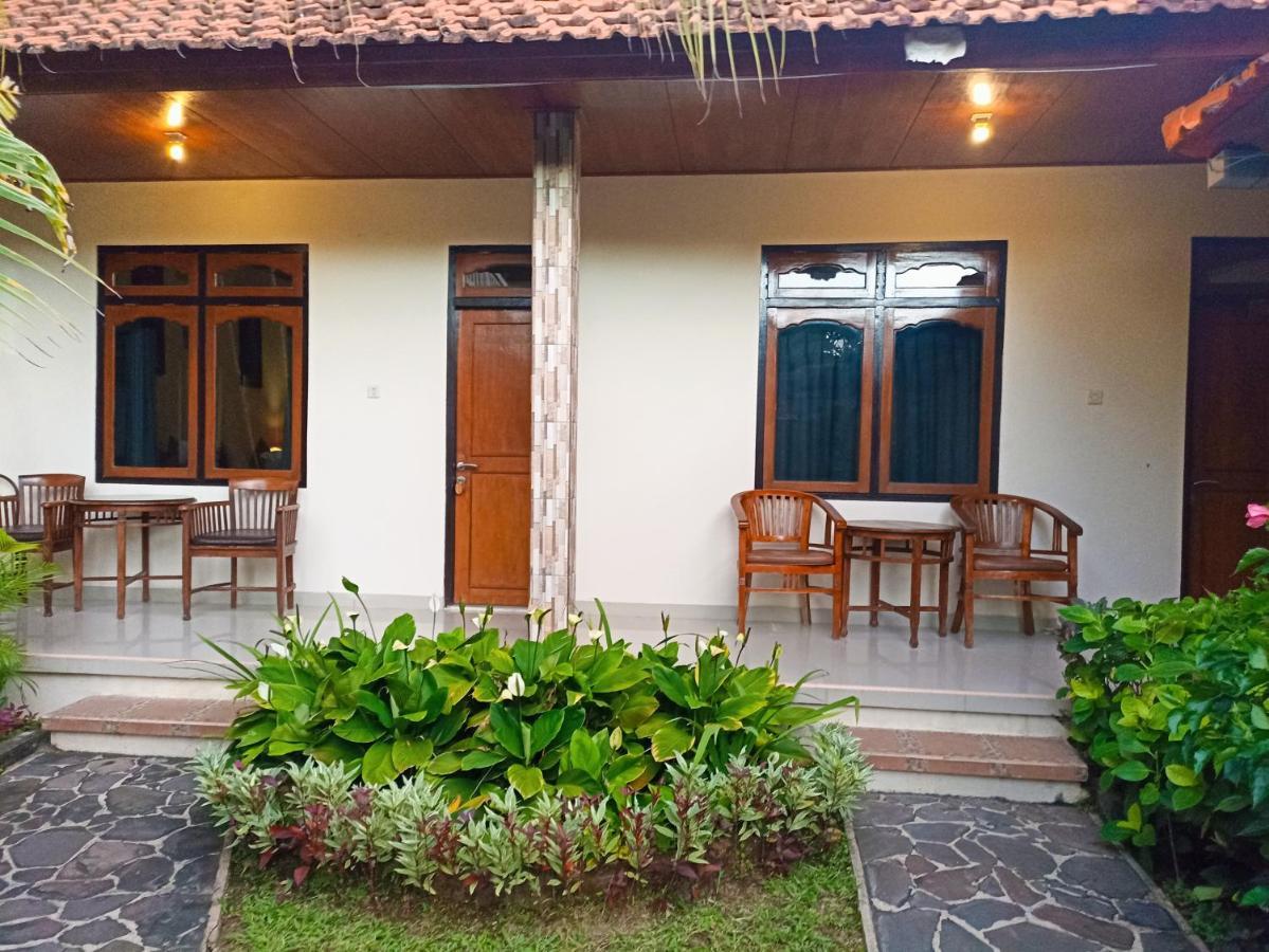 Kusnadi Hotel Legian Extérieur photo