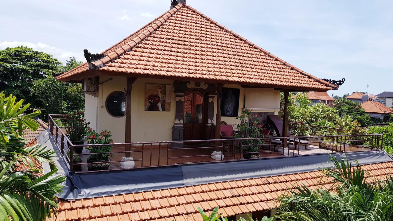 Kusnadi Hotel Legian Extérieur photo