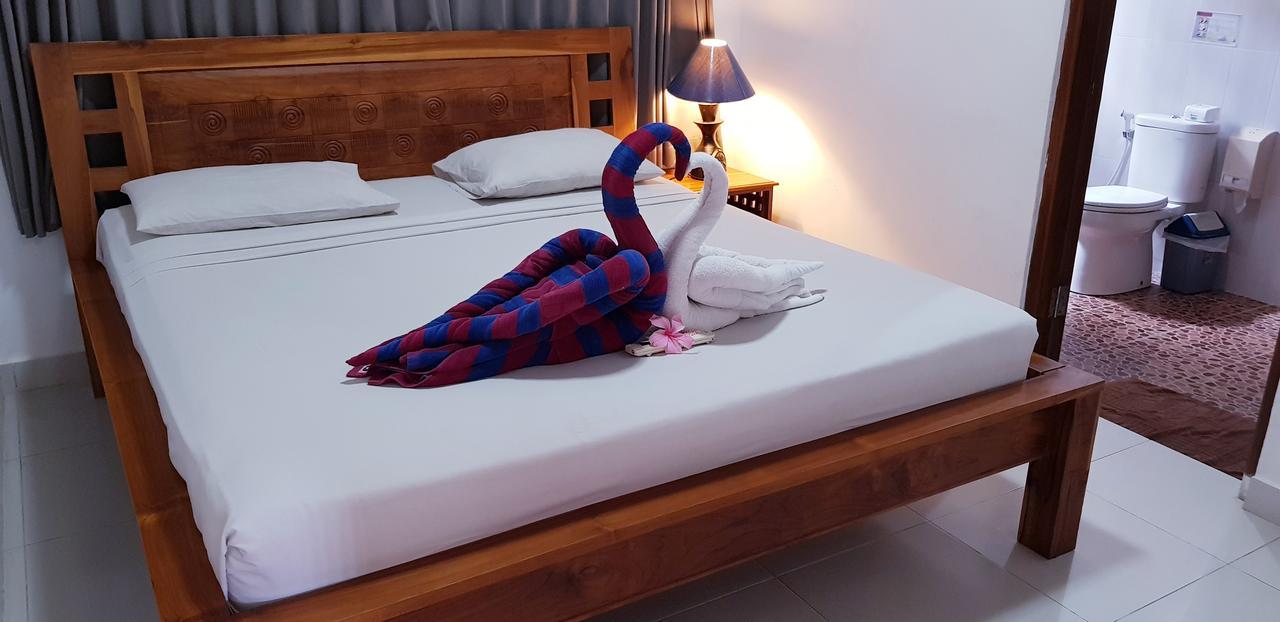 Kusnadi Hotel Legian Extérieur photo