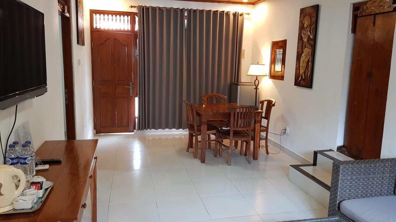 Kusnadi Hotel Legian Extérieur photo