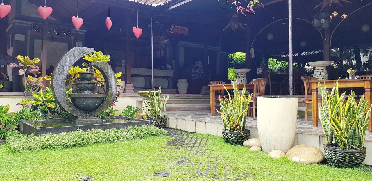 Kusnadi Hotel Legian Extérieur photo