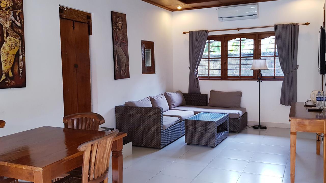 Kusnadi Hotel Legian Extérieur photo