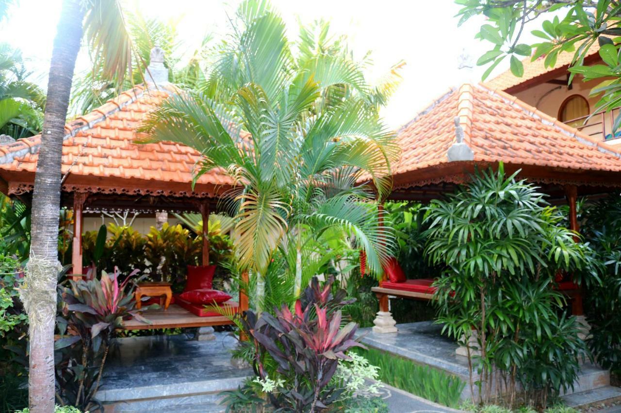 Kusnadi Hotel Legian Extérieur photo