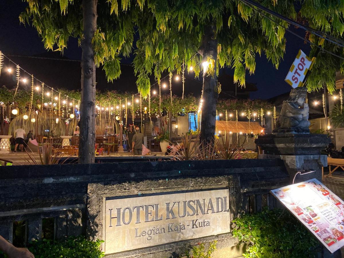Kusnadi Hotel Legian Extérieur photo