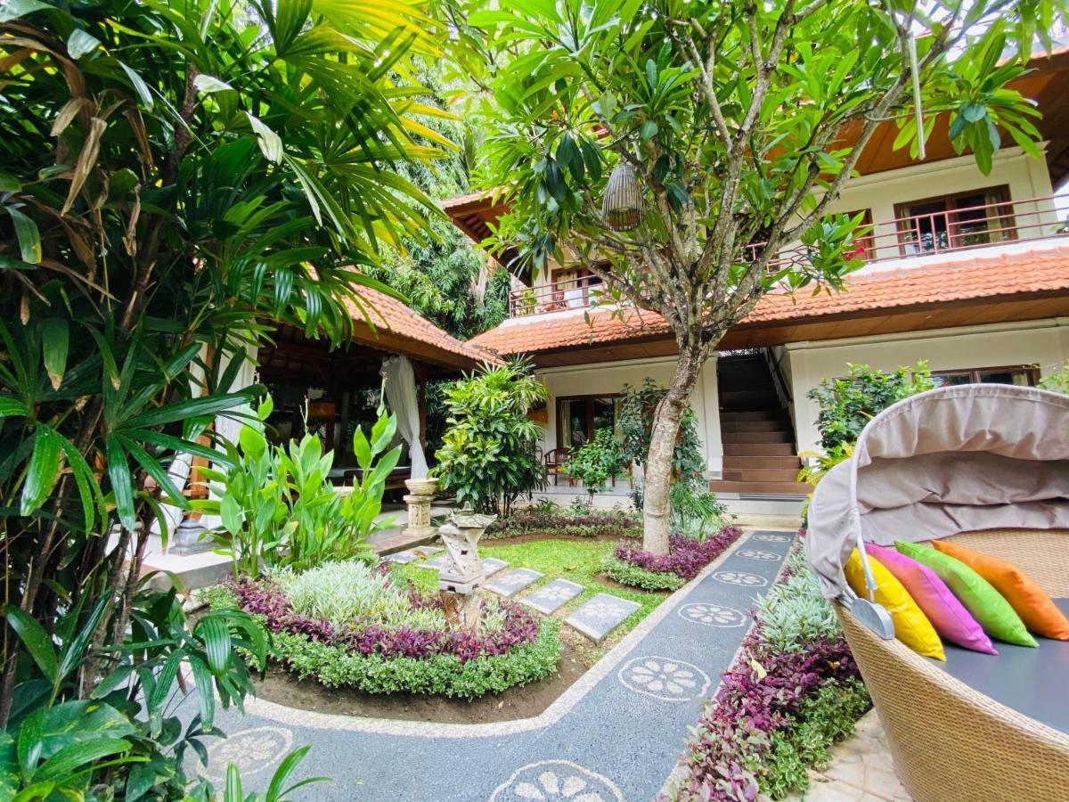Kusnadi Hotel Legian Extérieur photo